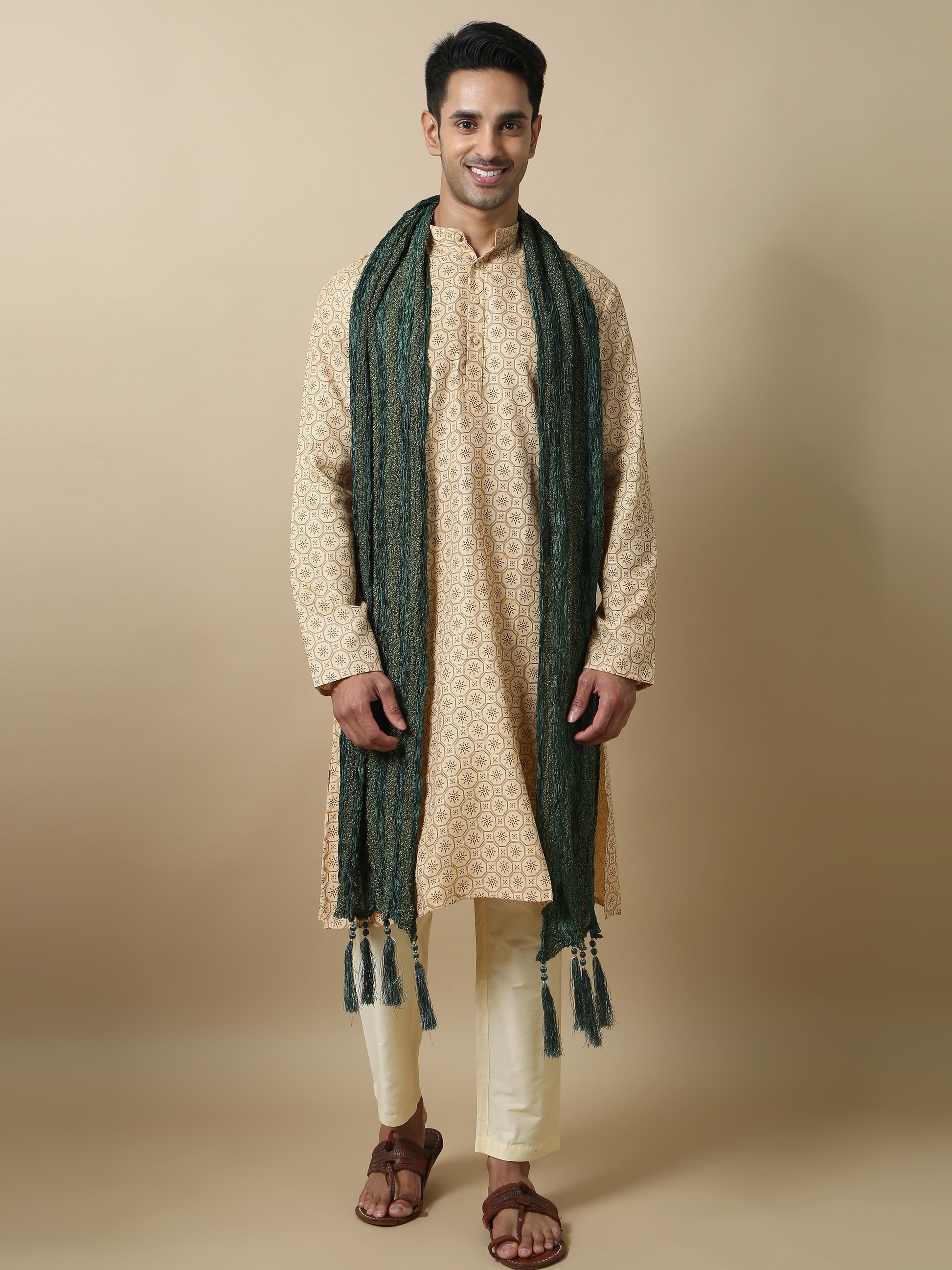 Green stole for men